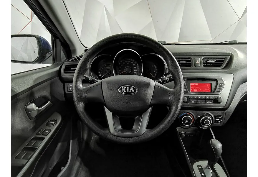 Kia Rio 1.6 AT (123 л.с.) Синий в АВИЛОН. Слайд №20