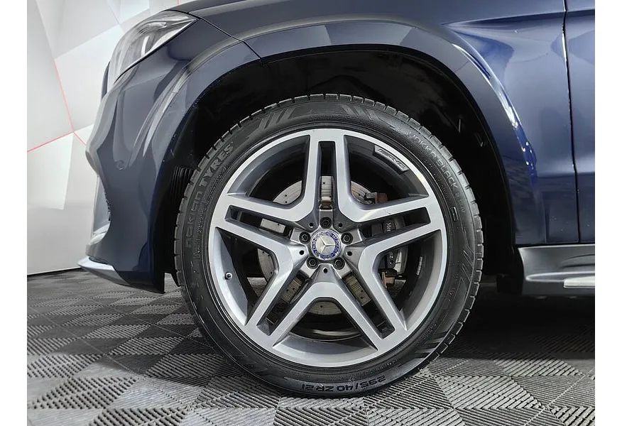 Mercedes-Benz GLS 400 4MATIC 9G-TRONIC (333 л.с.) Особая серия Синий в АВИЛОН. Слайд №9
