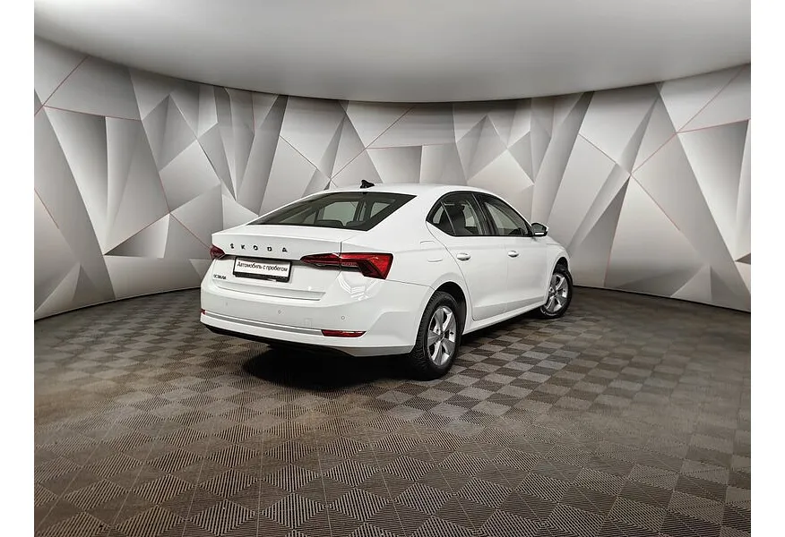 Skoda Octavia 1.6 AT FWD (110 л.с.) Style Plus Белый в АВИЛОН. Слайд №2