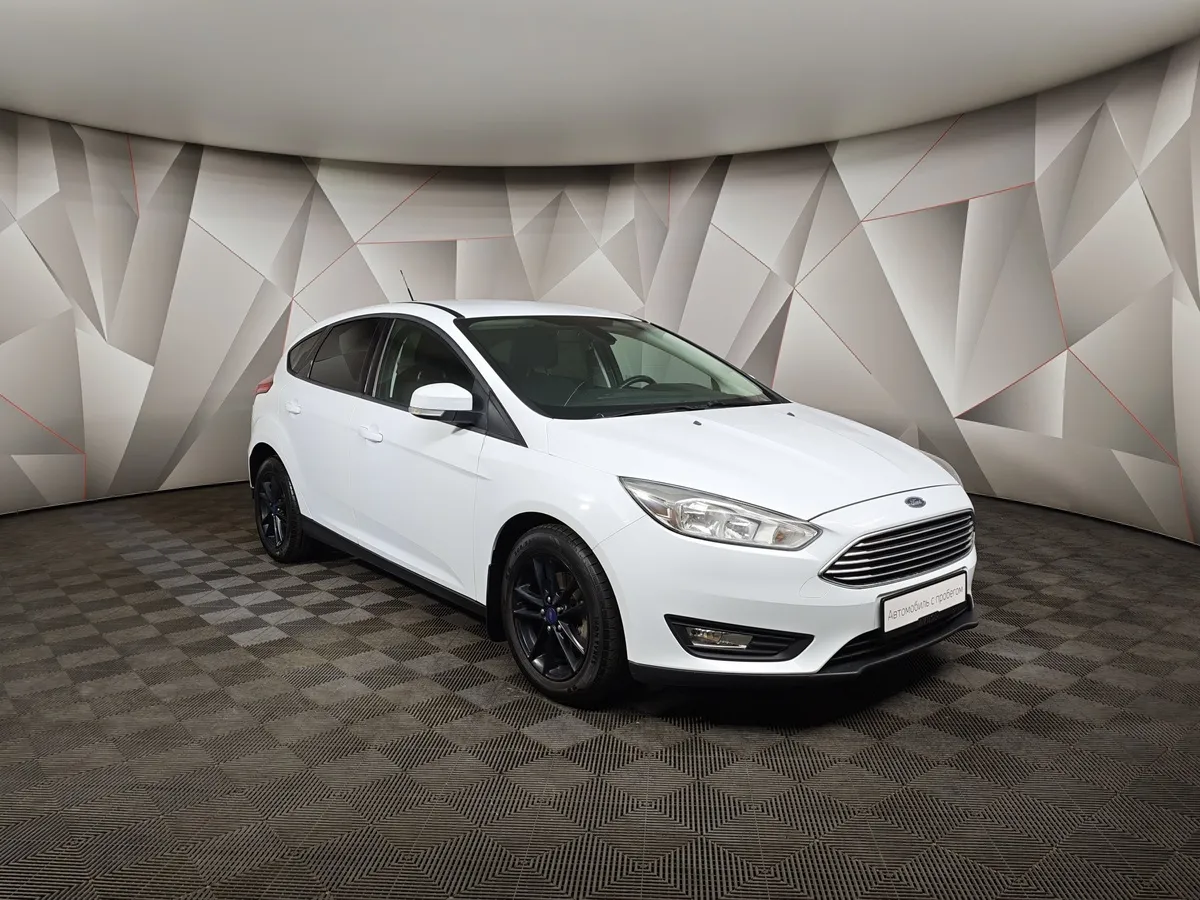Ford Focus 1.6 Ti-VCT PowerShift (125 л.с.) Trend Белый в АВИЛОН. Слайд №3