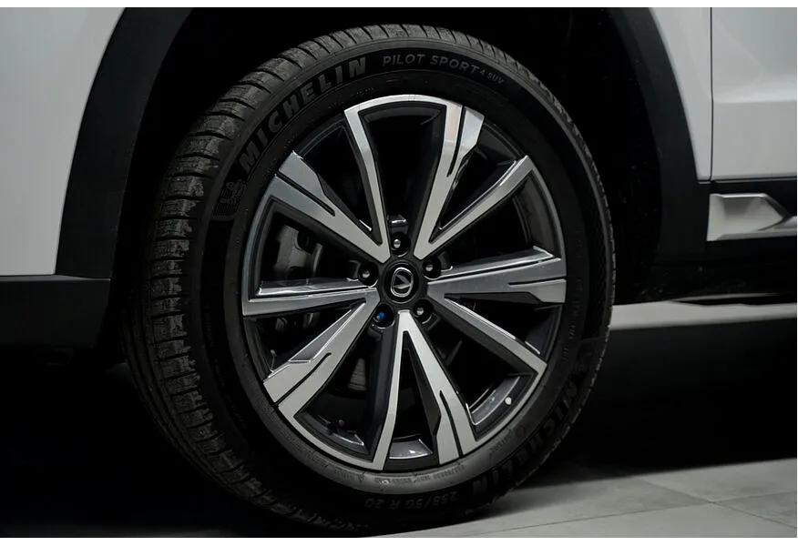 Changan CS95 2.0 AT 4WD (226 л.с.) Tech Белый в АВИЛОН. Слайд №7