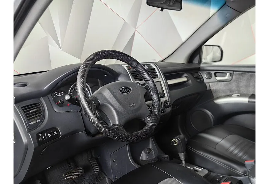 Kia Sportage 2.0 CRDi AT 4WD (112 л.с.) Серебристый в АВИЛОН. Слайд №18