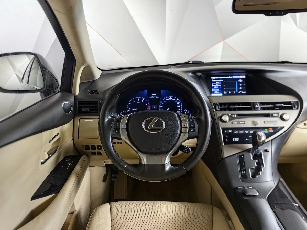 Lexus RX 270 AT (188 л.с.) Черный в АВИЛОН. Слайд №18