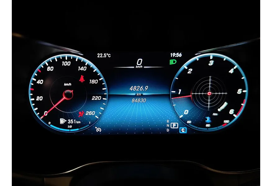 Mercedes-Benz GLC Купе 300 9G-TRONIC 4MATIC (245 л.с.) Sport Синий в АВИЛОН. Слайд №18