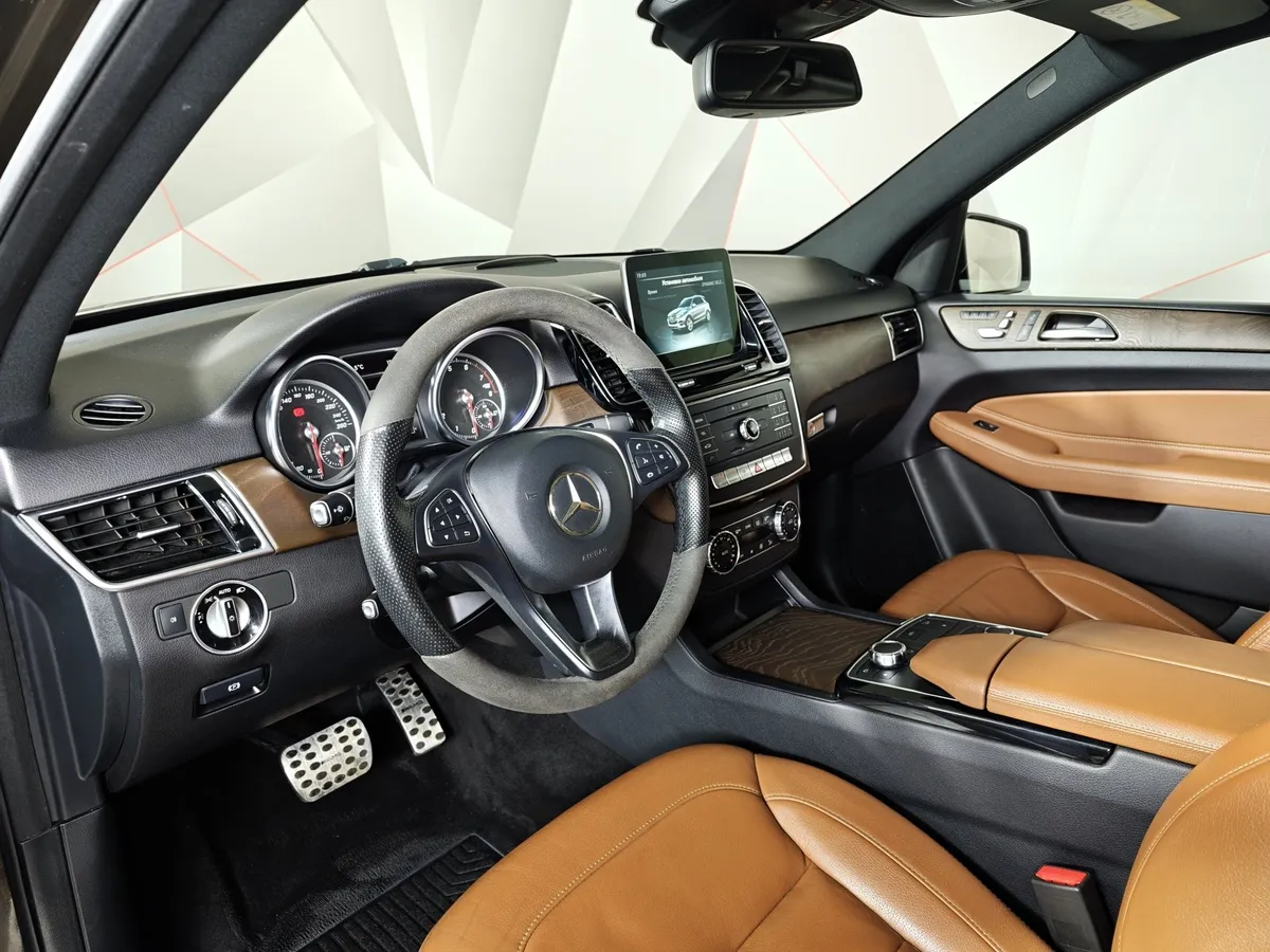 Mercedes-Benz GLE 300 d 4MATIC 7G-TRONIC (245 л.с.) Особая серия Коричневый в АВИЛОН. Слайд №17