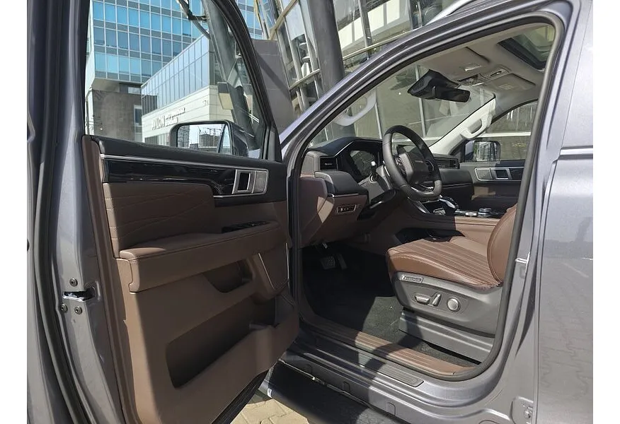 Foton Tunland V9 2.0T AT 4WD (159 л.с.) Prestige Серый в АВИЛОН. Слайд №20