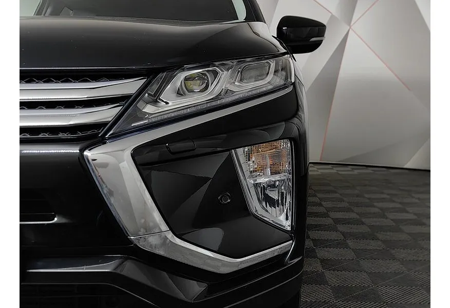Mitsubishi Eclipse Cross 1.5 CVT AWD (150 л.с.) Ultimate Черный в АВИЛОН. Слайд №10