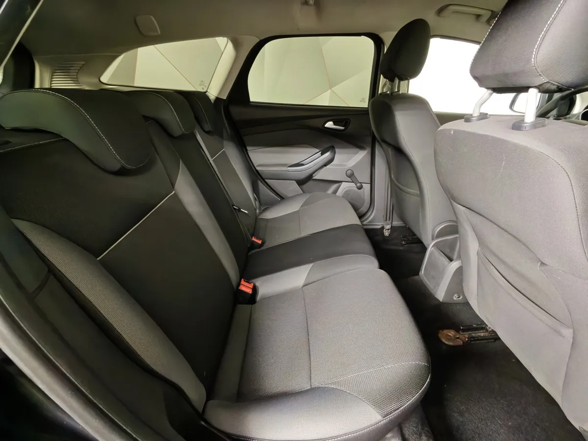 Ford Focus 2.0 MT (150 л.с.) Trend Черный в АВИЛОН. Слайд №16