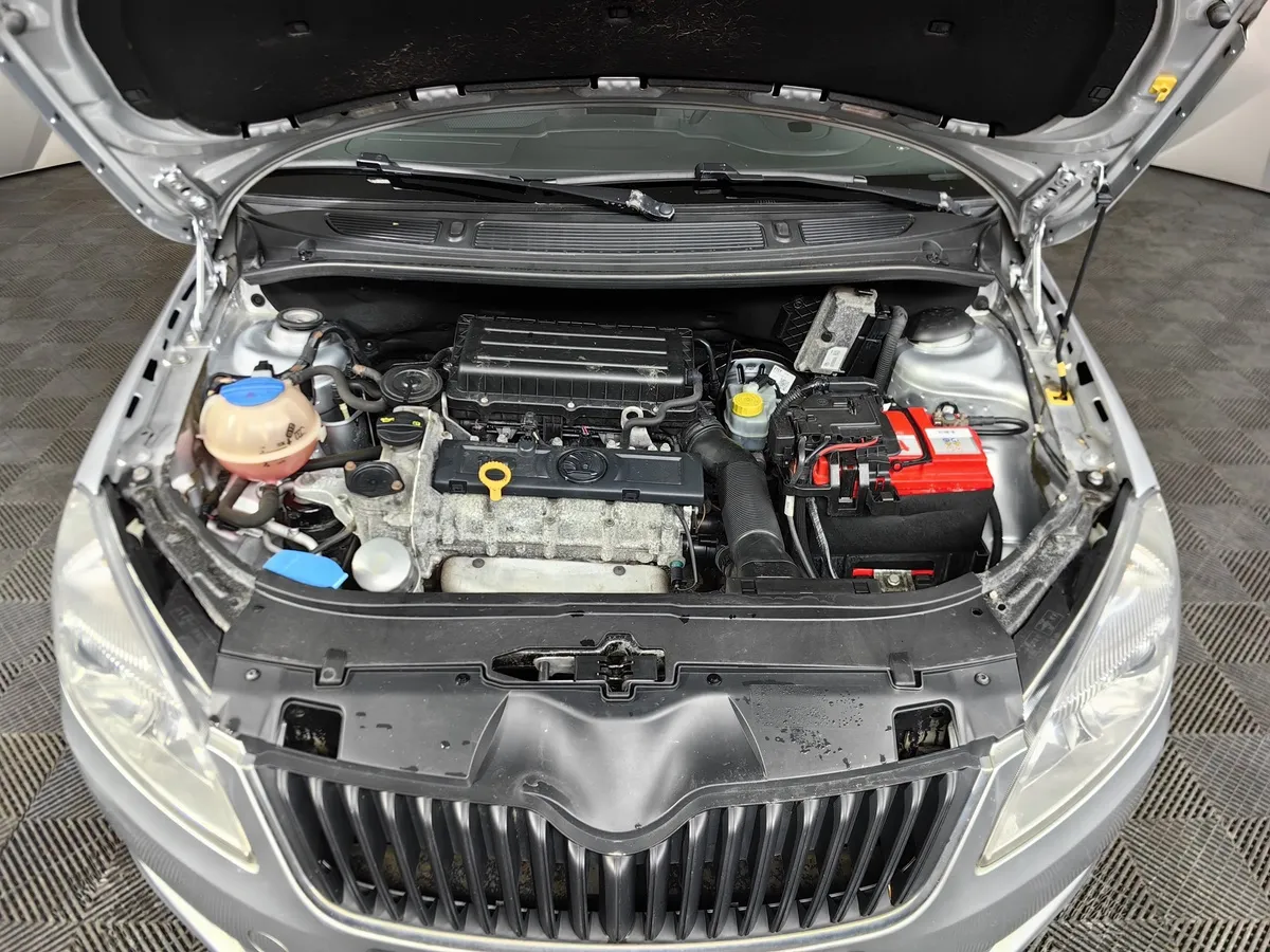 Skoda Fabia 1.6 AT (105 л.с.) Серебристый в АВИЛОН. Слайд №10