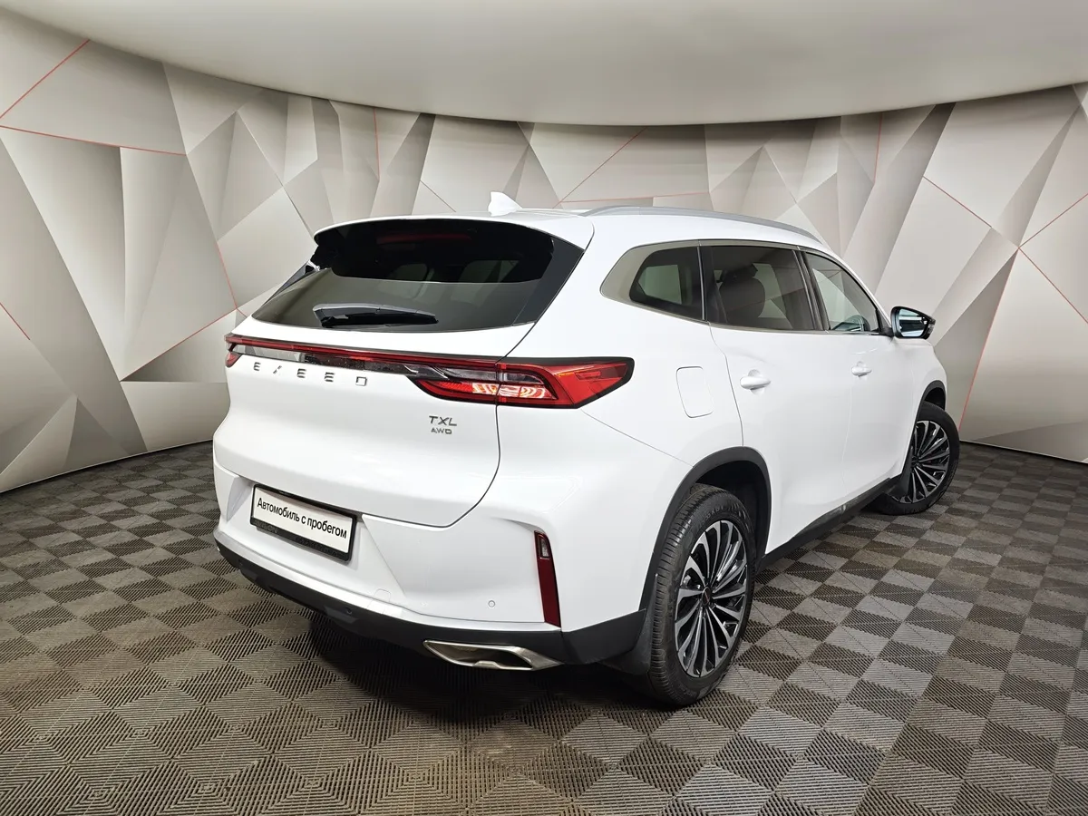 EXEED TXL 2.0 DCT7 AWD (197 л.с.) Sport Edition Белый в АВИЛОН. Слайд №2