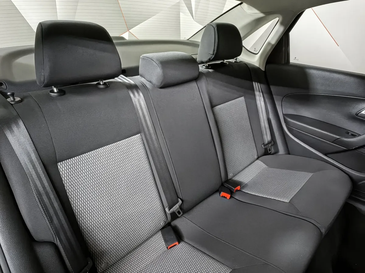 Volkswagen Polo 1.6 Tiptronic (105 л.с.) Comfortline Коричневый в АВИЛОН. Слайд №16