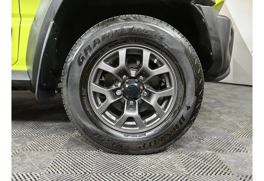 Suzuki Jimny 1.5 AT AWD (102 л.с.) GLX Черный в АВИЛОН. Слайд №9