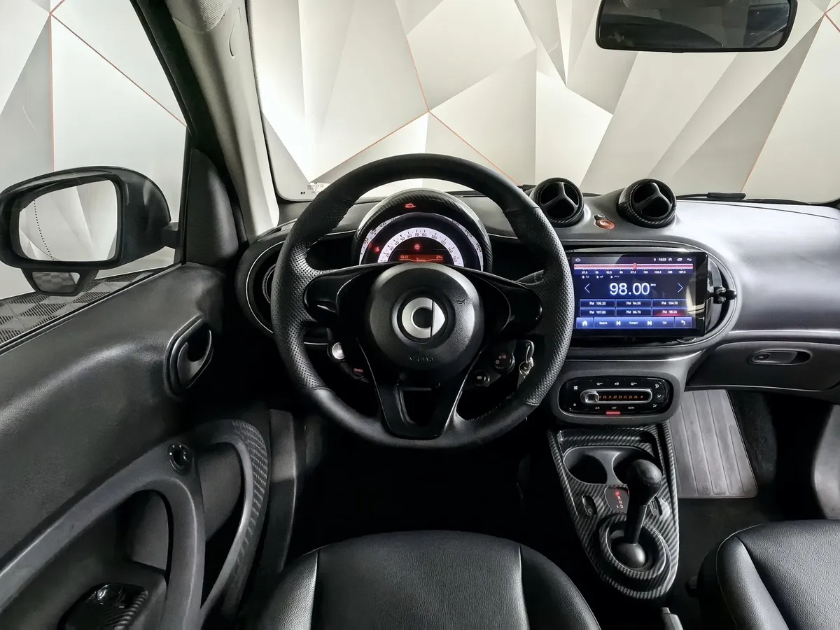 Smart Fortwo 0.9 T AMT twinamic (90 л.с.) Оранжевый в АВИЛОН. Слайд №18