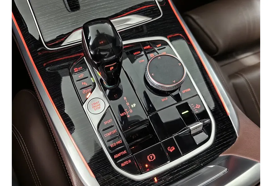 АВИЛОН - BMW X7 xDrive30d Steptronic (249 л.с.) Черный - slide 13