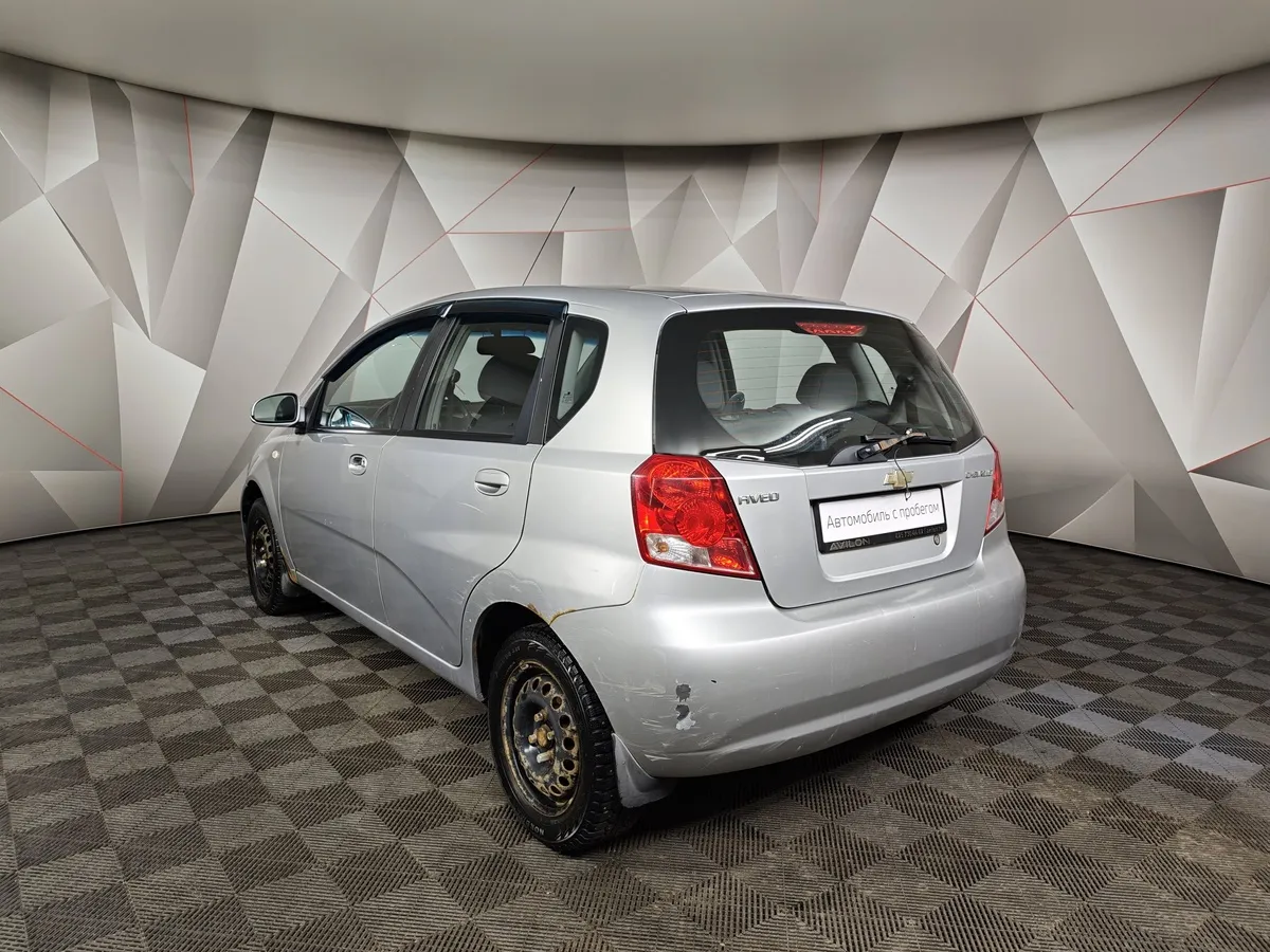 Chevrolet Aveo 1.2i MT (72 л.с.) Серебристый в АВИЛОН. Слайд №4