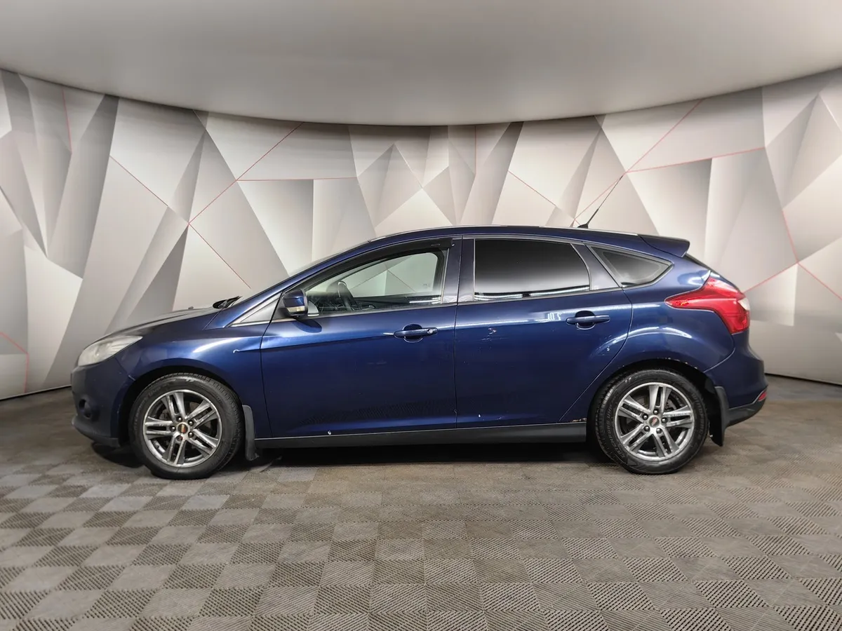 Ford Focus 1.6 MT (125 л.с.) Trend Синий в АВИЛОН. Слайд №5