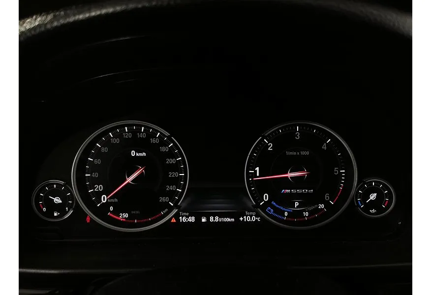 BMW 5 серия 520d Steptronic (190 л.с.) Белый в АВИЛОН. Слайд №13