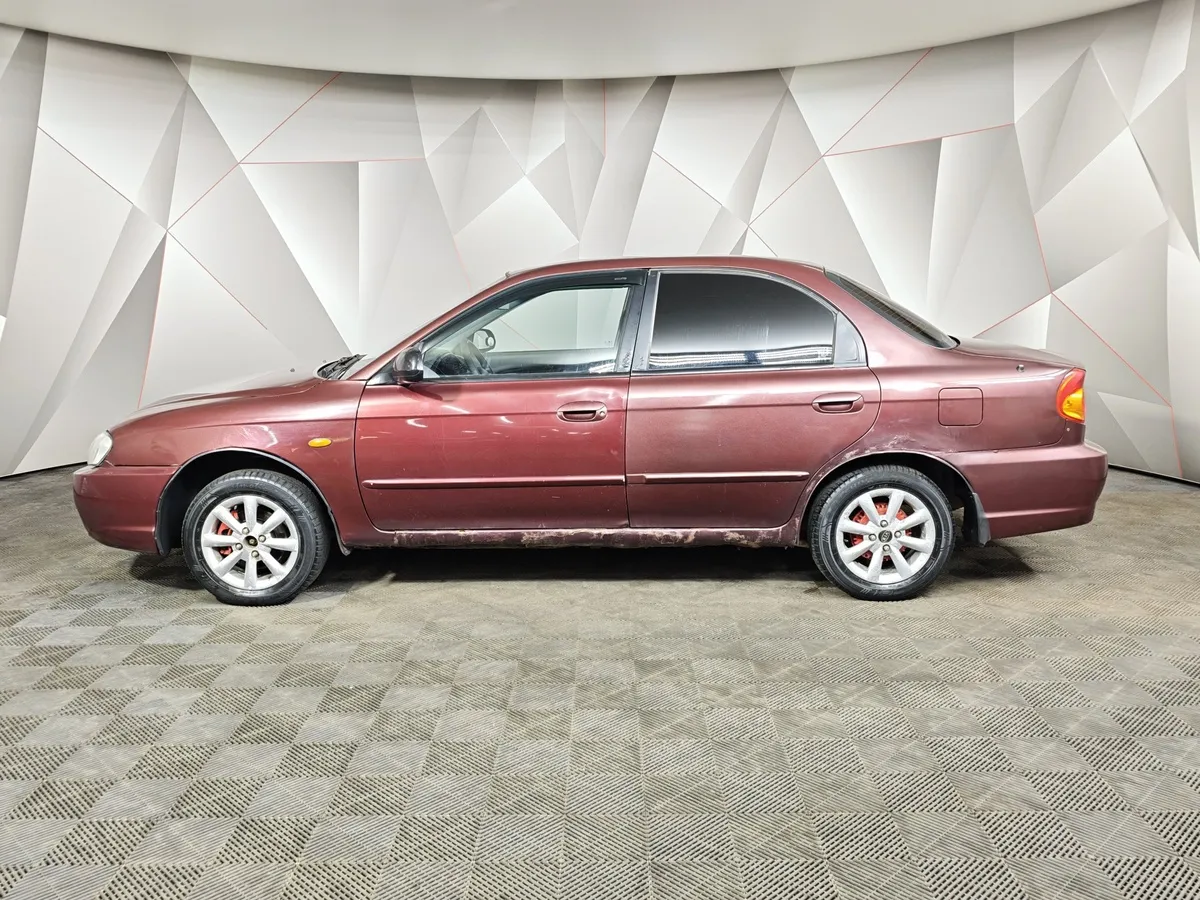 Kia Spectra 1.6 MT (101 л.с.) Красный в АВИЛОН. Слайд №5