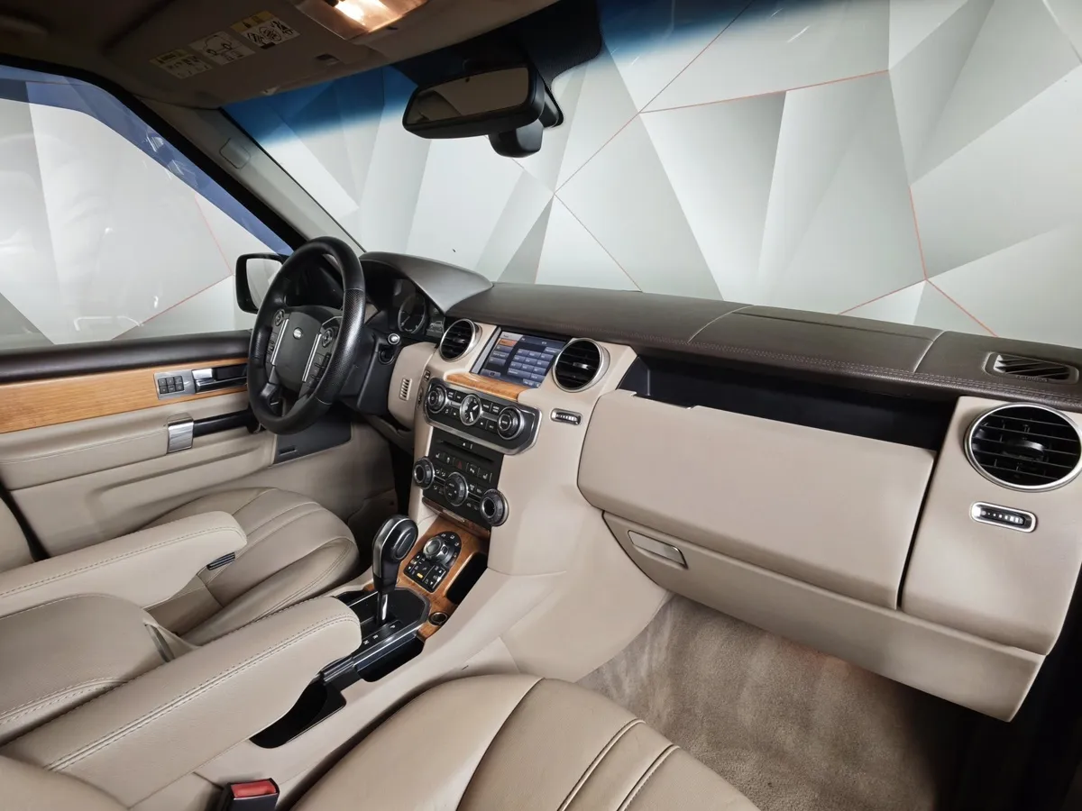Land Rover Discovery 3.0 TD AT (245 л.с.) SE Коричневый в АВИЛОН. Слайд №12