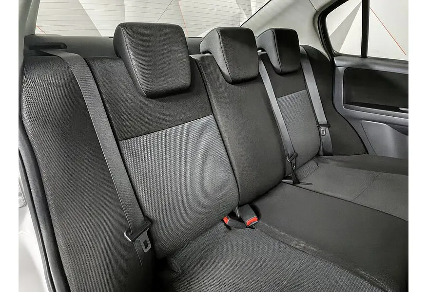 Suzuki SX4 1.6 MT (107 л.с.) Серебристый в АВИЛОН. Слайд №15