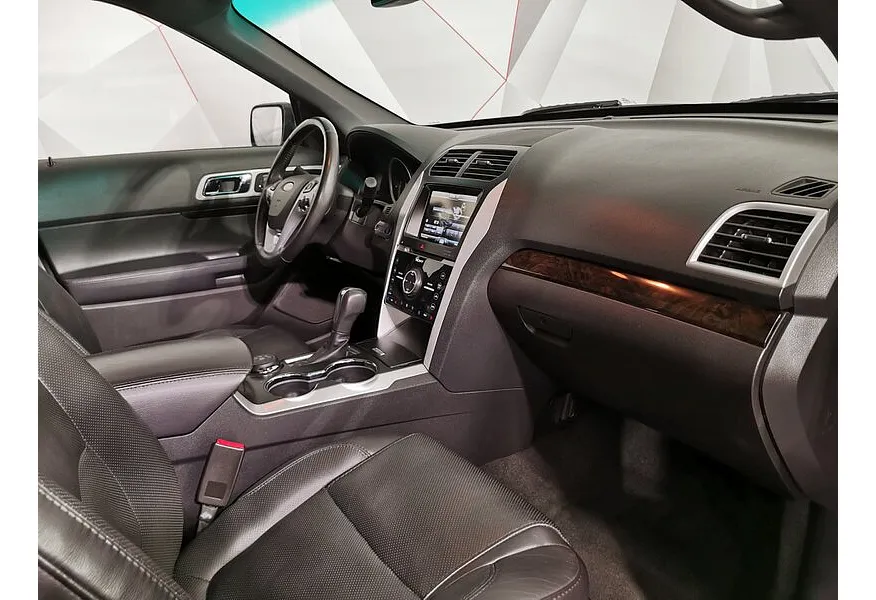 Ford Explorer 3.5 SelectShift 4WD (249 л.с.) Limited Черный в АВИЛОН. Слайд №13