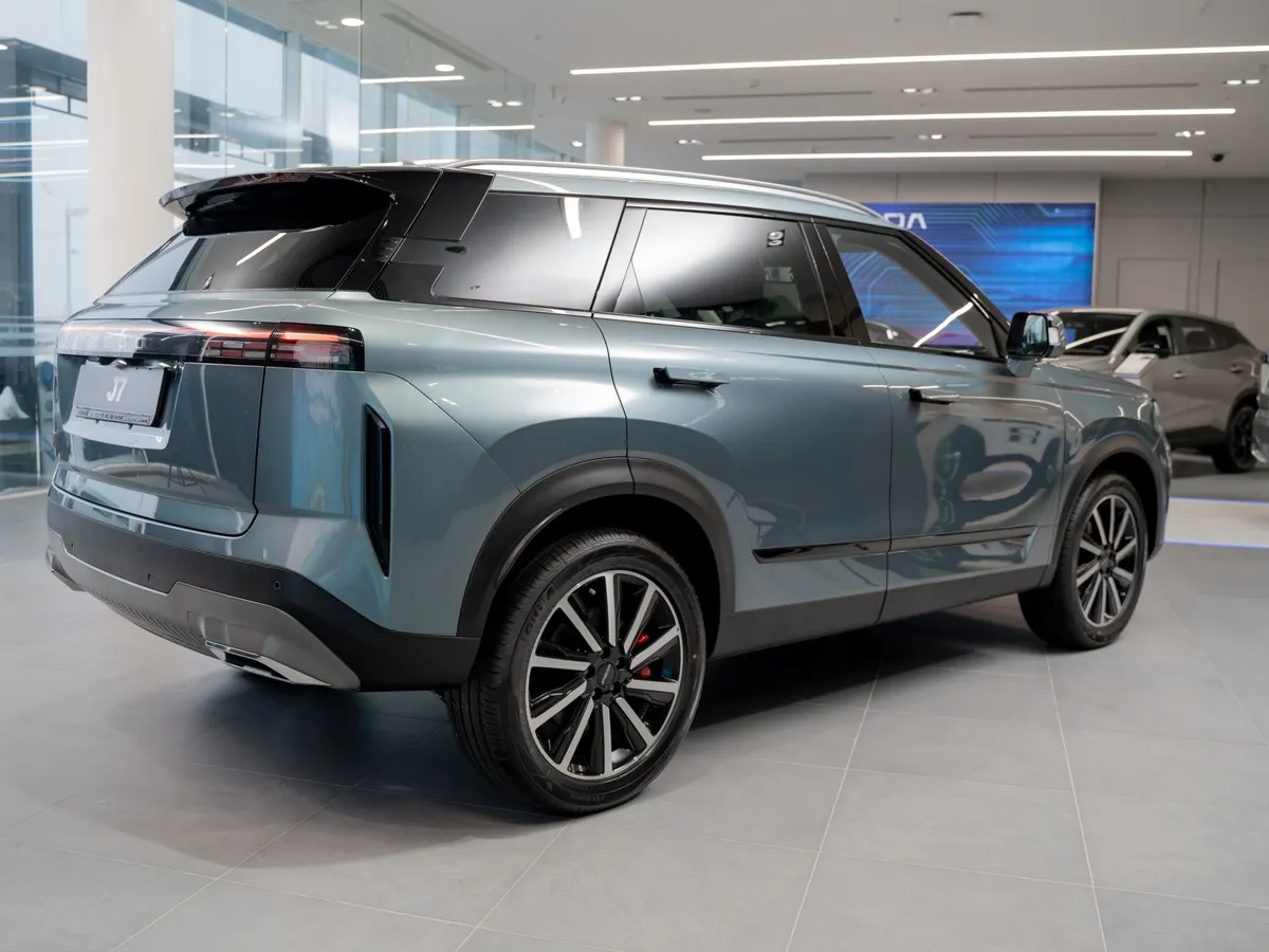 JAECOO J7 1.6T DCT FWD (150 л.с.) Престиж Серый в АВИЛОН. Слайд №5