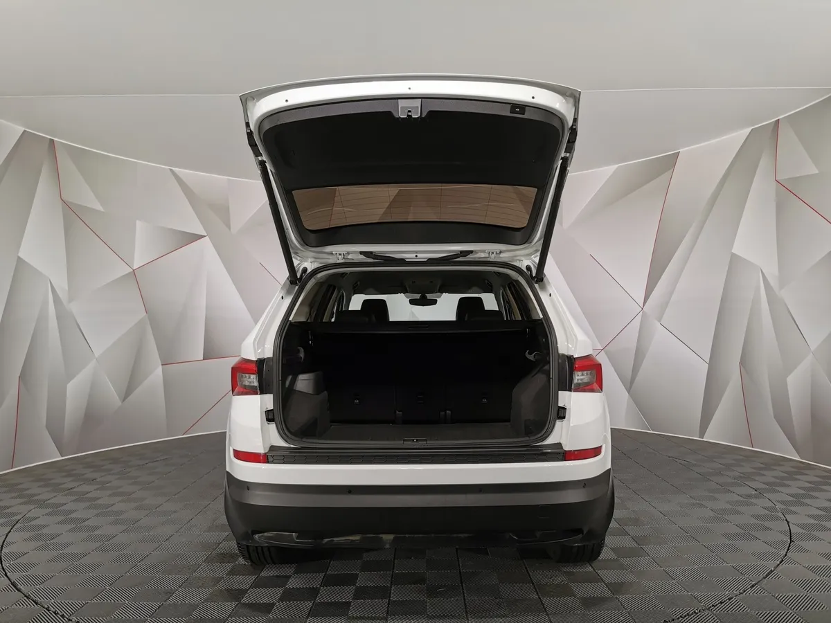 Skoda Kodiaq 2.0 TSI DSG 4X4 (180 л.с.) Белый в АВИЛОН. Слайд №11