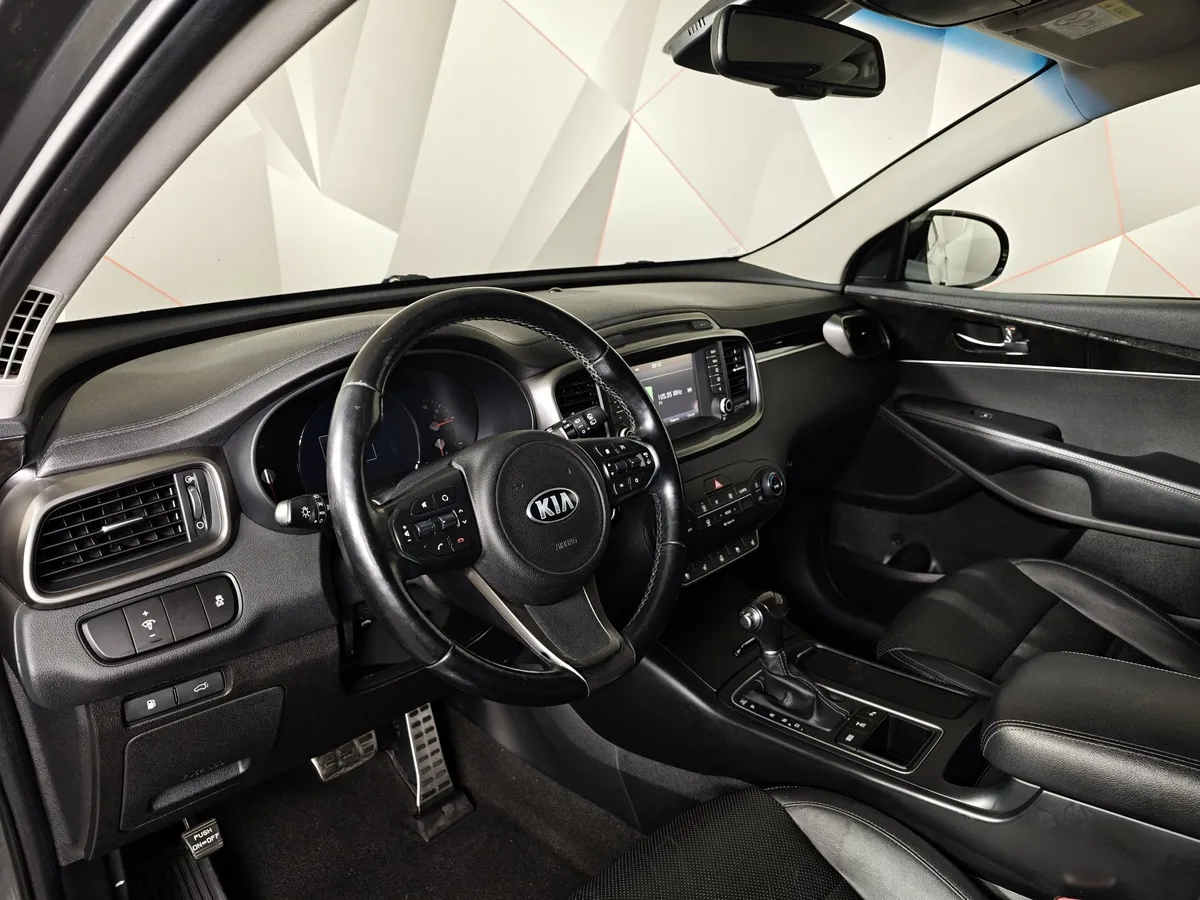 Kia Sorento 2.2 CRDi AT AWD (200 л.с.) Серый в АВИЛОН. Слайд №19