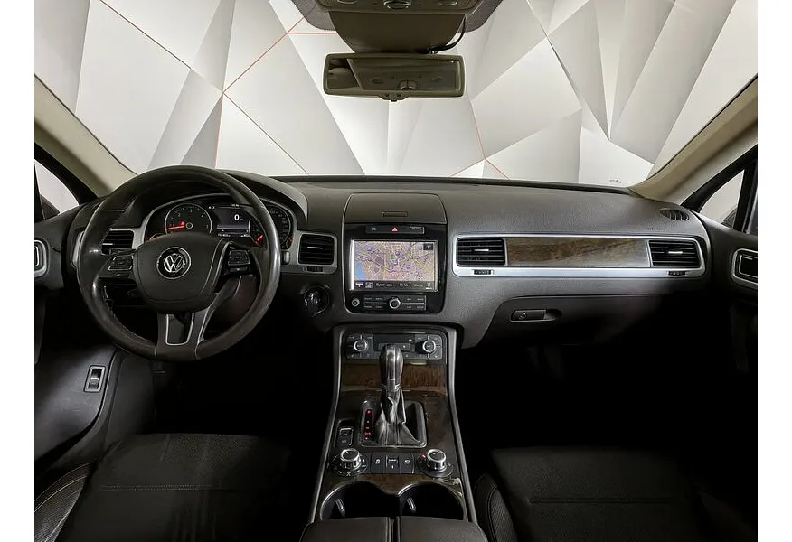 Volkswagen Touareg 3.0 TDI Tiptronic 4Motion (245 л.с.) Коричневый в АВИЛОН. Слайд №14