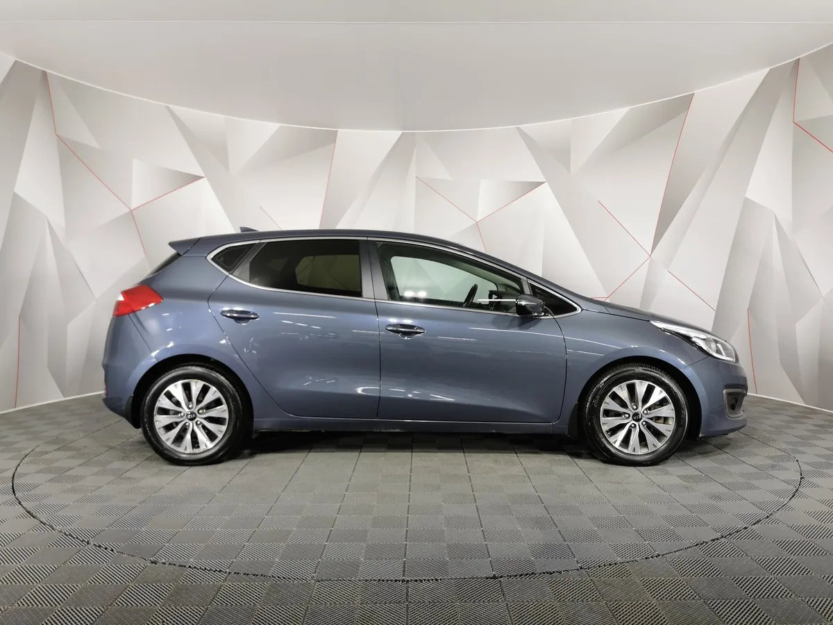 Kia Ceed 1.6 DCT (135 л.с.) Classic Синий в АВИЛОН. Слайд №6