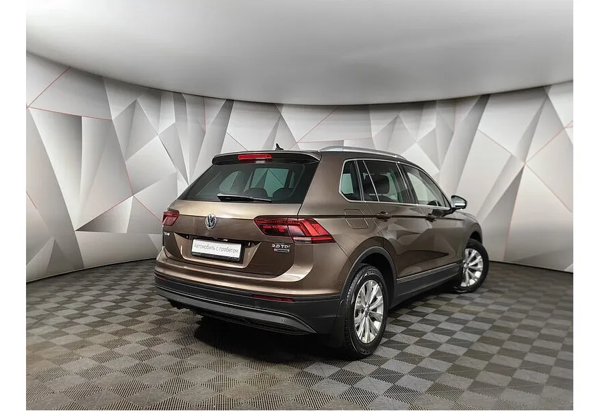 Volkswagen Tiguan 2.0 TDI 4Motion DSG (150 л.с.) Comfortline Коричневый в АВИЛОН. Слайд №8