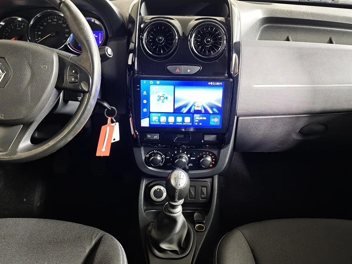 Renault Duster 2.0 MT 4x4 (143 л.с.) Зеленый в АВИЛОН. Слайд №15