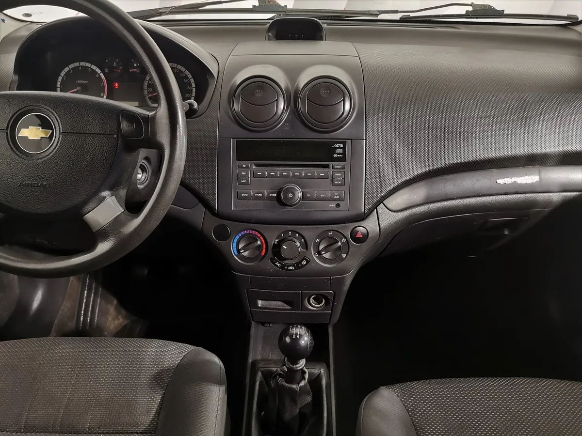 Chevrolet Aveo 1.4 MT (101 л.с.) Красный в АВИЛОН. Слайд №12