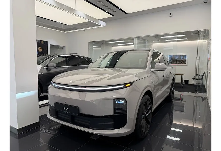 АВИЛОН - Li Auto L6 1.5 AT 4WD (150 л.с.) Pro Серый - slide 9578616