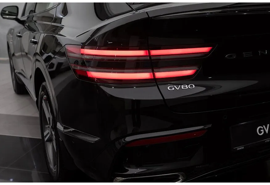 Genesis GV80 Coupe 2.5 T-GDI 8AT 4WD (249 л.с.) Черный в АВИЛОН. Слайд №19