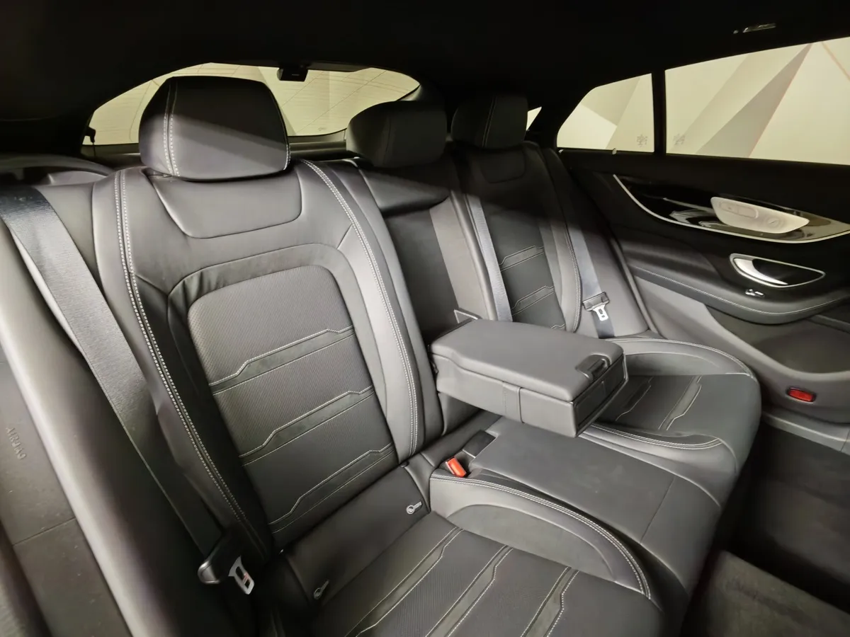 Mercedes-Benz AMG GT 43 4MATIC SPEEDSHIFT TCT 9G (367 л.с.) Черный в АВИЛОН. Слайд №16