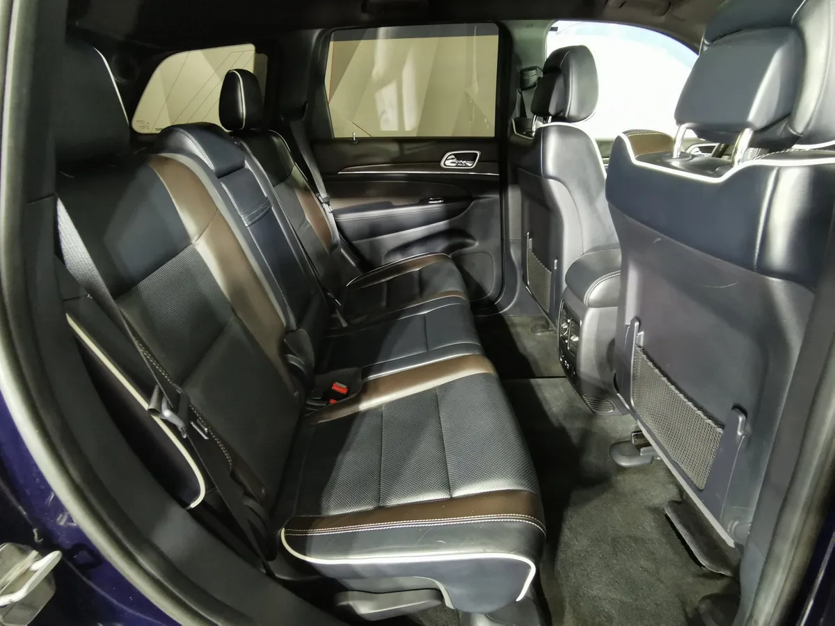 Jeep Grand Cherokee 3.6 AT (286 л.с.) Overland Синий в АВИЛОН. Слайд №15