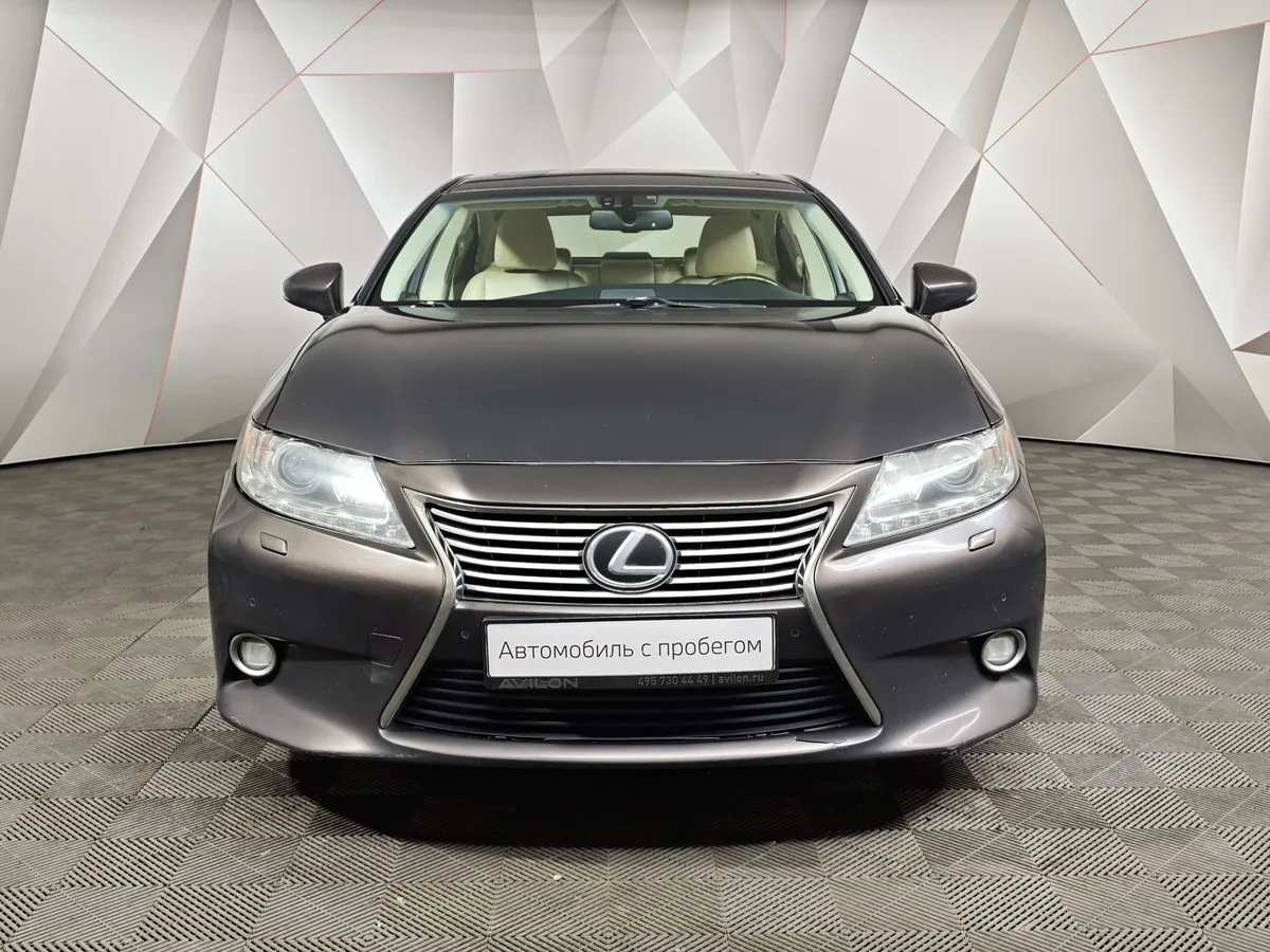 Lexus ES 250 AT (184 л.с.) Comfort Коричневый в АВИЛОН. Слайд №7