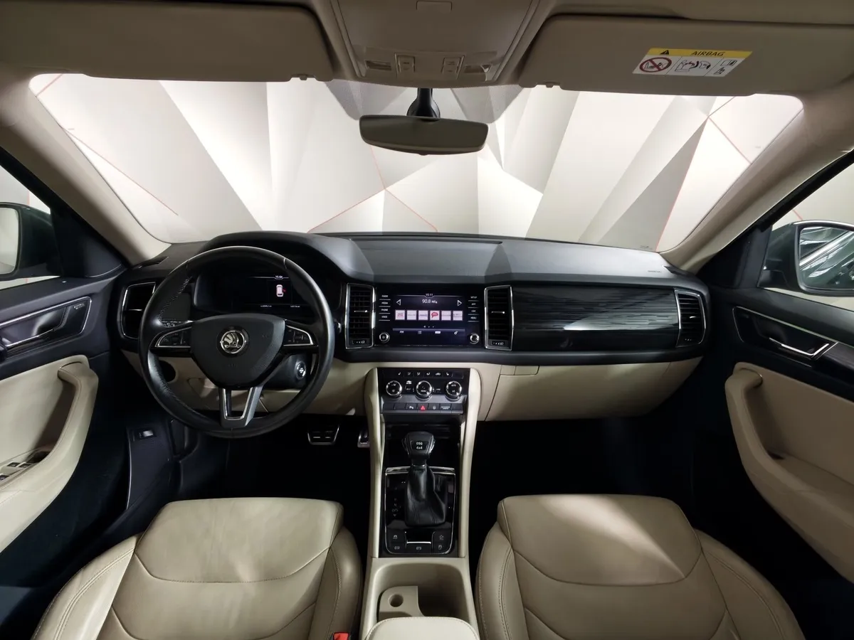 Skoda Kodiaq 1.4 TSI DSG 4X4 (150 л.с.) Зеленый в АВИЛОН. Слайд №13