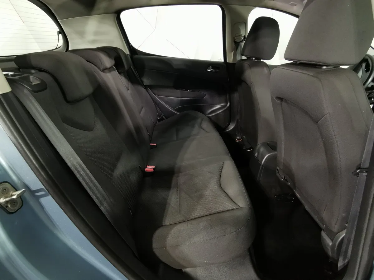 Peugeot 308 1.6 AT (120 л.с.) Серый в АВИЛОН. Слайд №15