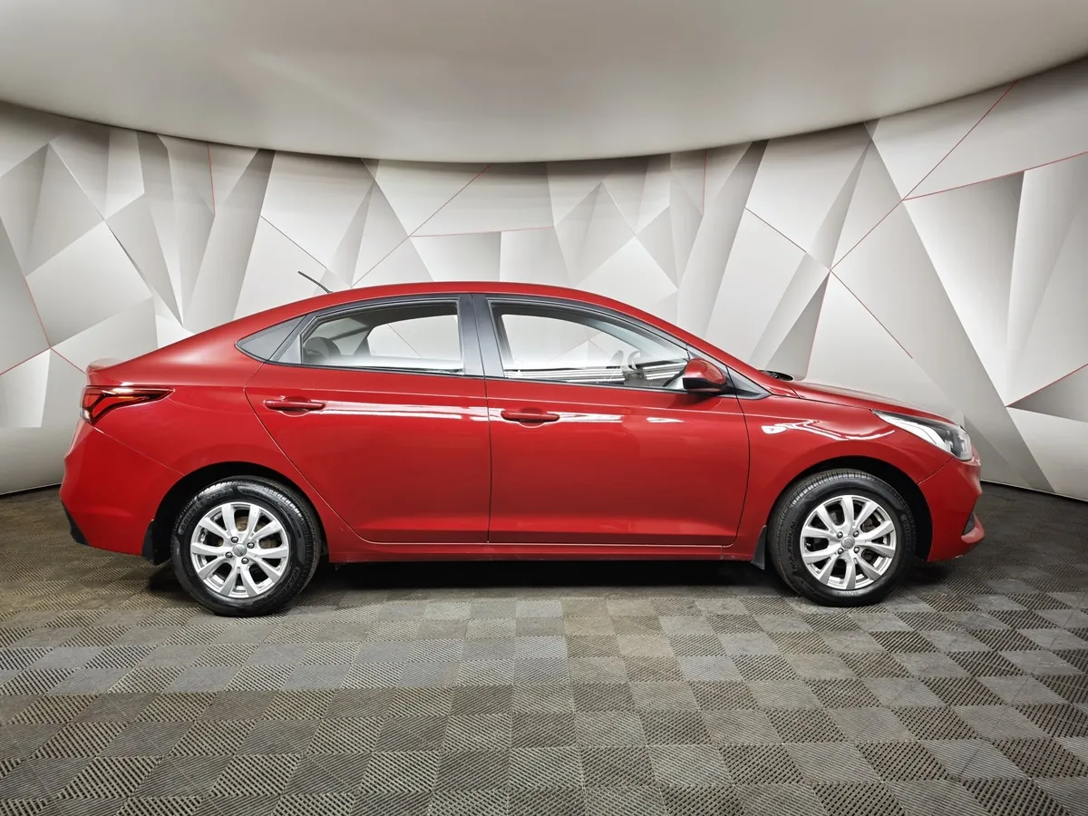 Hyundai Solaris 1.6 AT (123 л.с.) Active Plus Красный в АВИЛОН. Слайд №6