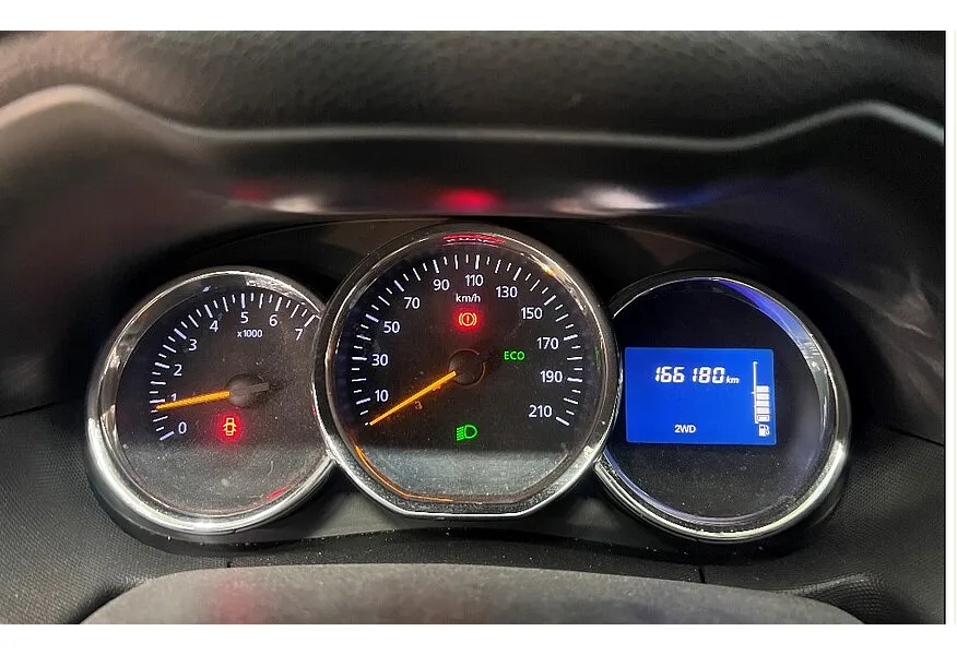 Renault Duster 2.0 MT 4x4 (143 л.с.) Белый в АВИЛОН. Слайд №17