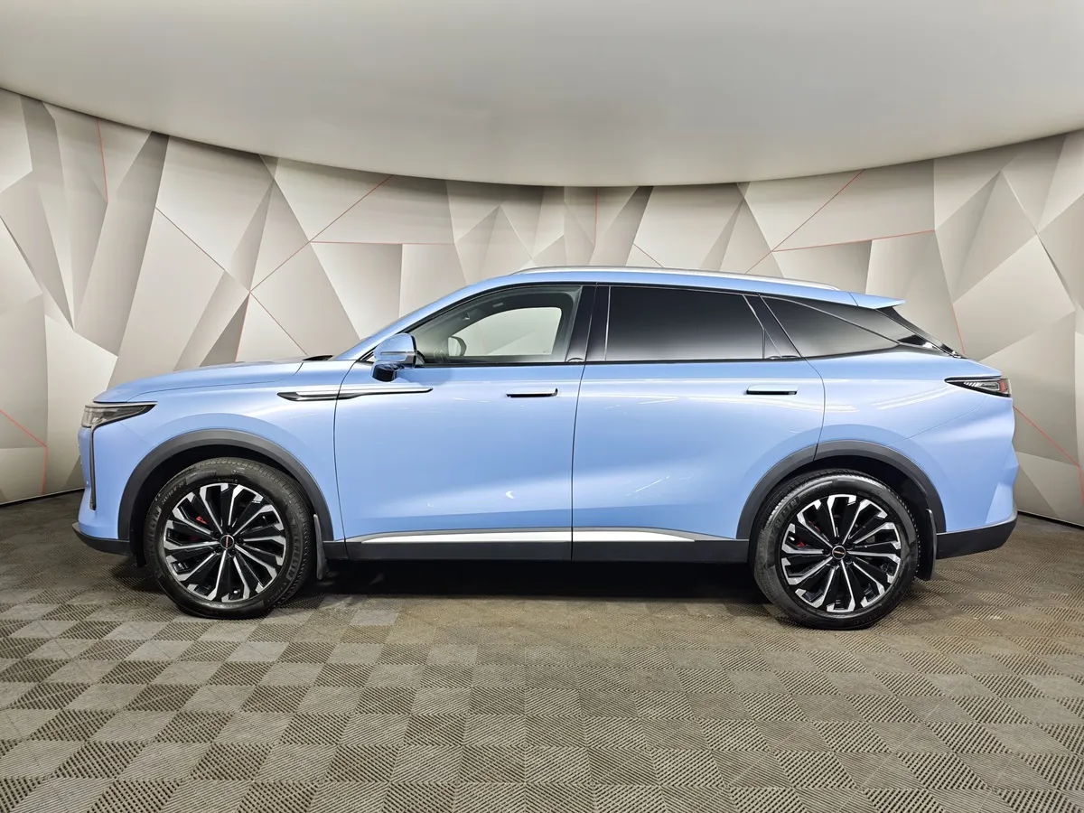 EXEED RX 2.0T DCT 4WD (249 л.с.) Platinum Синий в АВИЛОН. Слайд №5