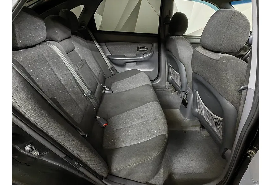 Hyundai Elantra 1.6 AT (105 л.с.) Черный в АВИЛОН. Слайд №15