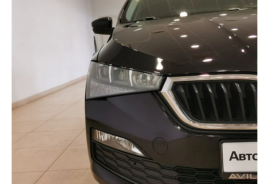 Skoda Rapid 1.6 AT (110 л.с.) Черный в АВИЛОН. Слайд №10