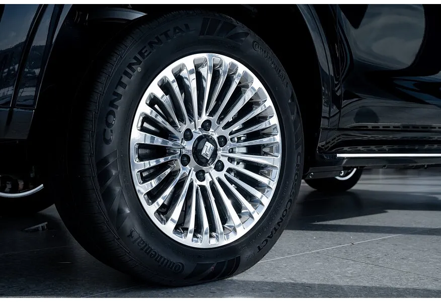 TANK 500 3.0 Turbo V6 AT 4WD (299 л.с.) Премиум Черный в АВИЛОН. Слайд №9