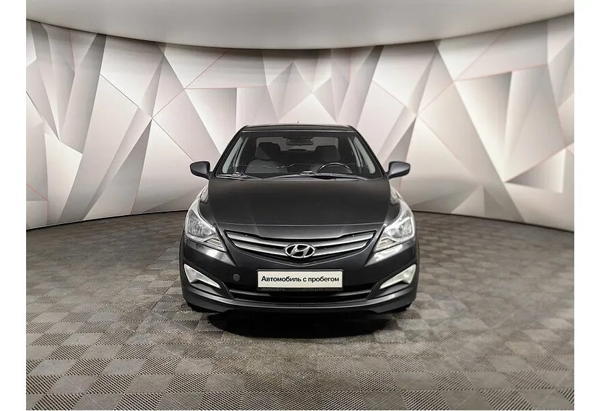 Hyundai Solaris 1.6 AT (123 л.с.) Comfort + Advanced + Winter Черный в АВИЛОН. Слайд №7