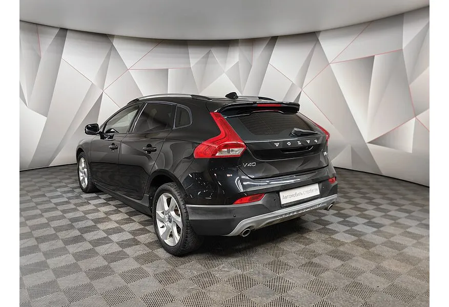Volvo V40 1.5 T3 Drive-E Geartronic (152 л.с.) Kinetic Черный в АВИЛОН. Слайд №4