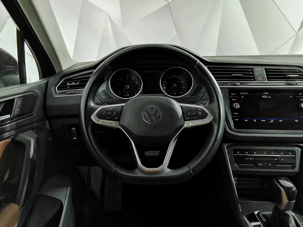 Volkswagen Tiguan 2.0 TSI 4Motion AT (180 л.с.) Status Коричневый в АВИЛОН. Слайд №20
