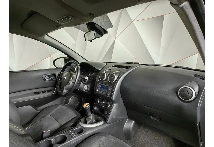 Nissan Qashqai 1.6 MT FWD (115 л.с.) Красный в АВИЛОН. Слайд №10